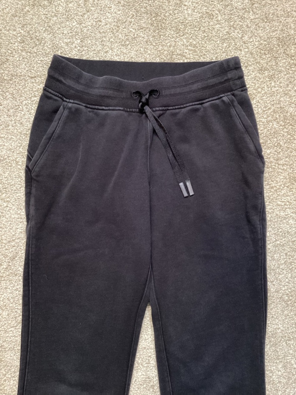Lululemon Warm Down Jogger II 28"
Black Pant Ankle 6 Small - Picture 7 of 10
